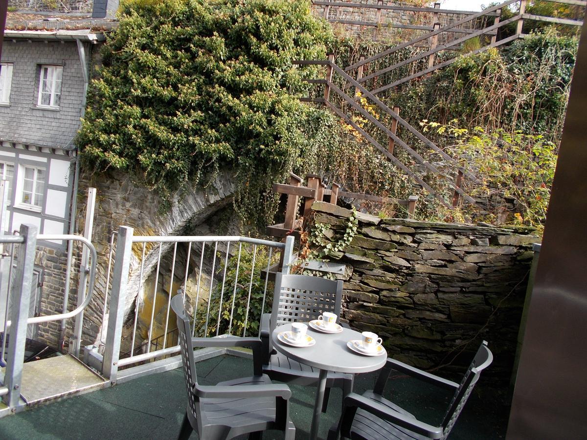 Fewo 2 Im Geschenkehaus Apartment Monschau Bagian luar foto